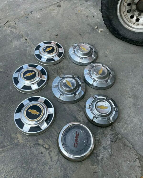 Chevy hubcaps  sets